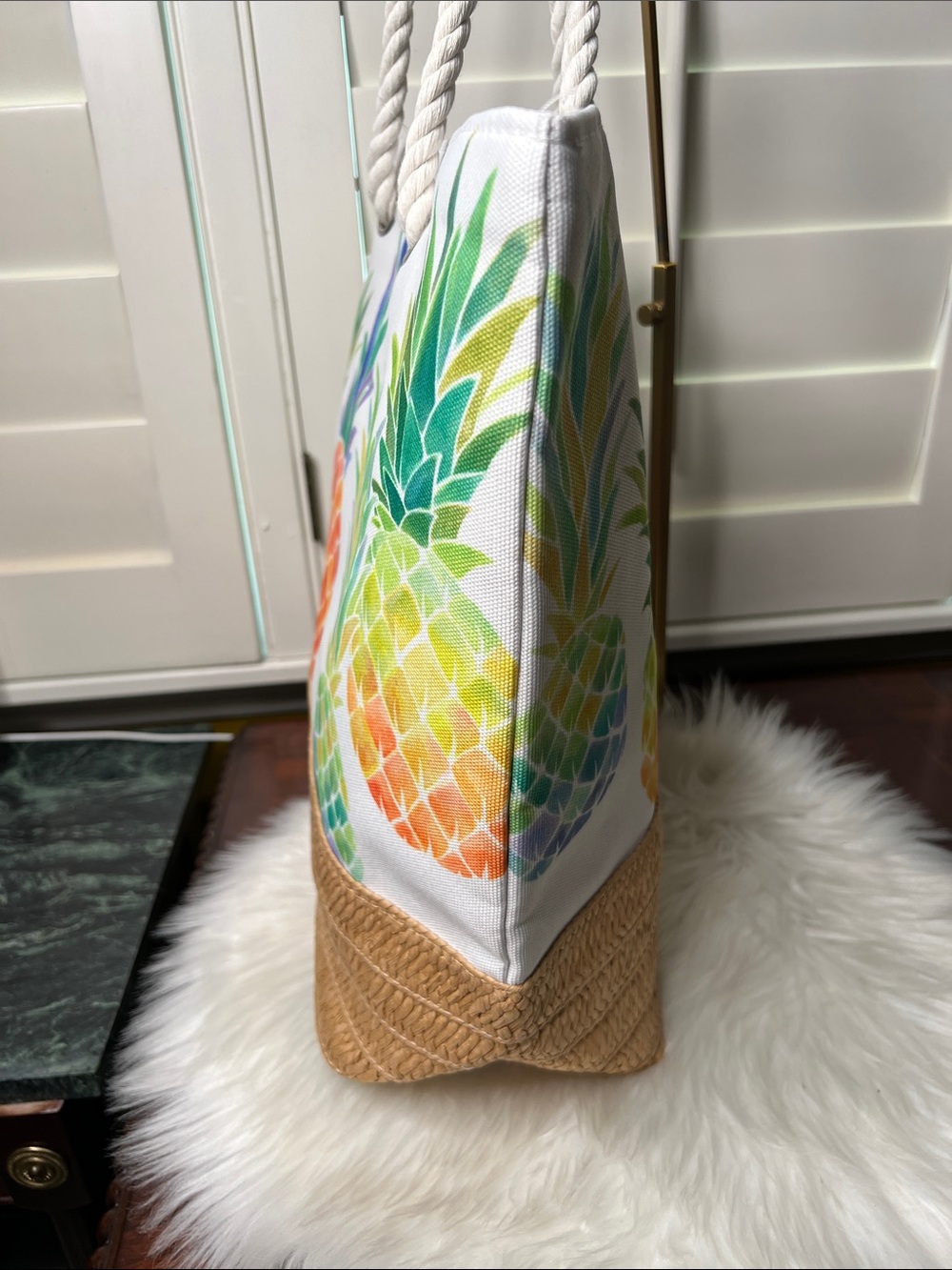 Island Hawaii Tropical Straw & Canvas Pineapple Print Tote Bag with Rope Handle - Picture 5 of 16